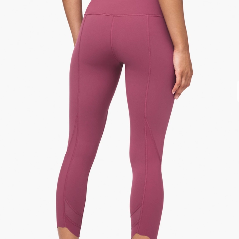 Lululemon ๐๐ฅฐ Wunder Under Crop II Scallop 24" - Picture 5 of 8